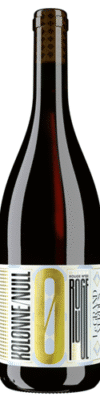 Fles Kolonne Null Cuvée Rouge No. 03 uit het jaar N.v.t. met een inhoud van 0.75 L en alcoholpercentage van 0.2. Deze wijn komt uit de wijnstreek Bordeaux gelegen in Frankrijk. Het druivenras is Merlot. Het EAN nummer van de fles op de afbeelding is 4260660141246.